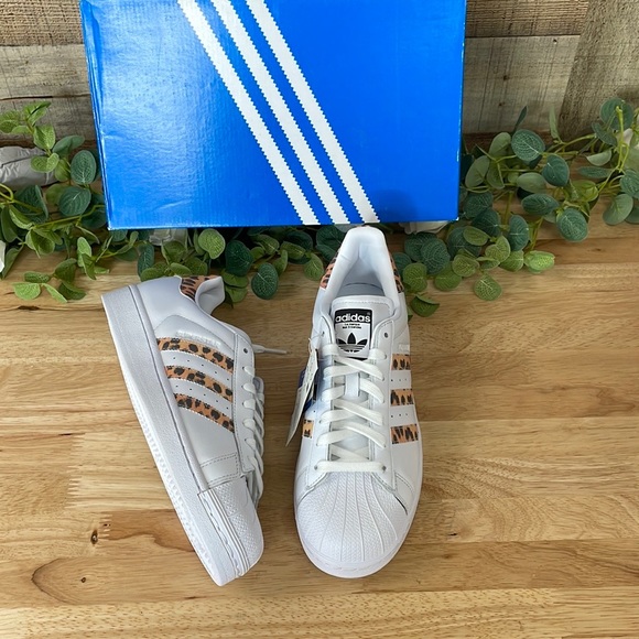 adidas Shoes - ADIDAS WOMEN'S SUPERSTAR CHEETAH 9.5